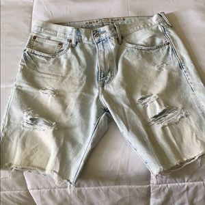 Men’s jean shorts